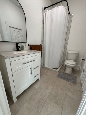204 W Westhill Drive, Cleburne, TX 76033