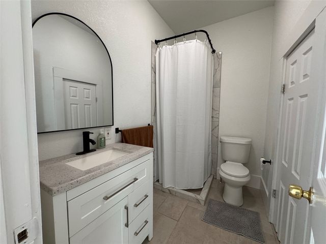 204 W Westhill Drive, Cleburne, TX 76033