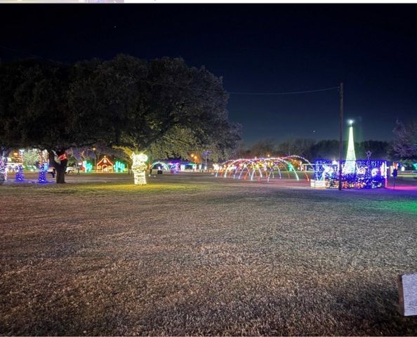 204 W Westhill Drive, Cleburne, TX 76033