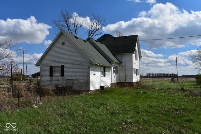 364 W 1650 N, Summitville, IN 46070