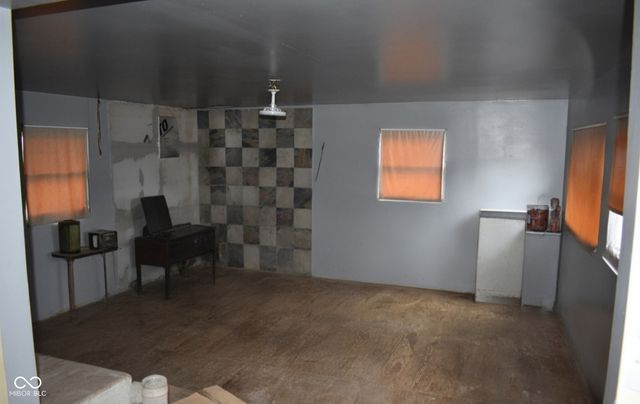 364 W 1650 N, Summitville, IN 46070