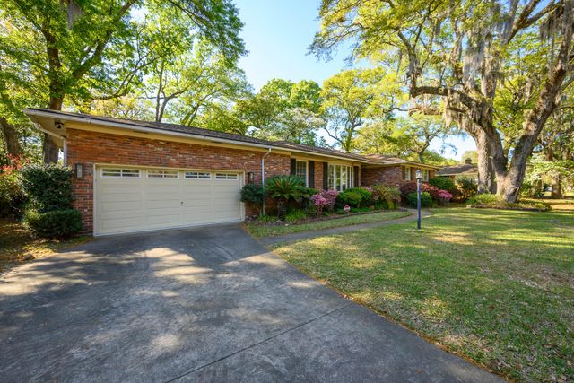 1867 Rugby Lane, Charleston, SC 29407