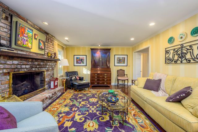 1867 Rugby Lane, Charleston, SC 29407