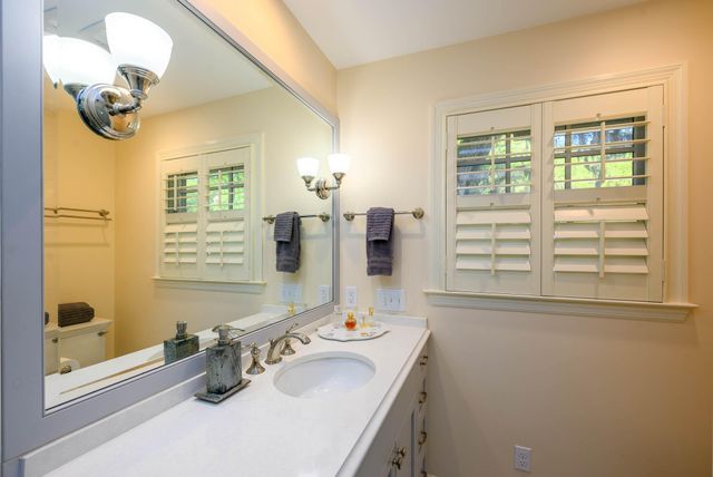 1867 Rugby Lane, Charleston, SC 29407