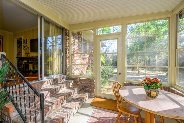 1867 Rugby Lane, Charleston, SC 29407