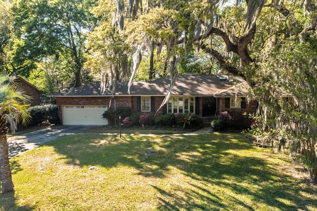 1867 Rugby Lane, Charleston, SC 29407