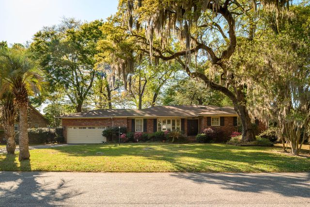 1867 Rugby Lane, Charleston, SC 29407