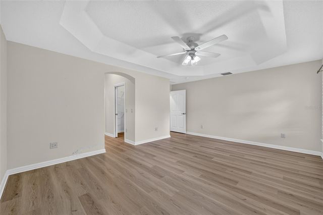 1294 ALLAIRE LOOP, The Villages, FL 32163