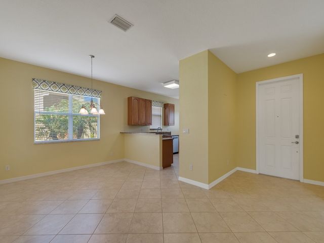 6360 Astor Place, Vero Beach, FL 32966