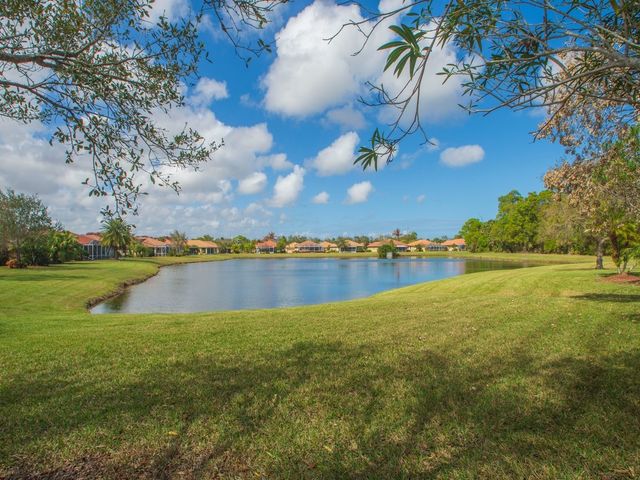 6360 Astor Place, Vero Beach, FL 32966