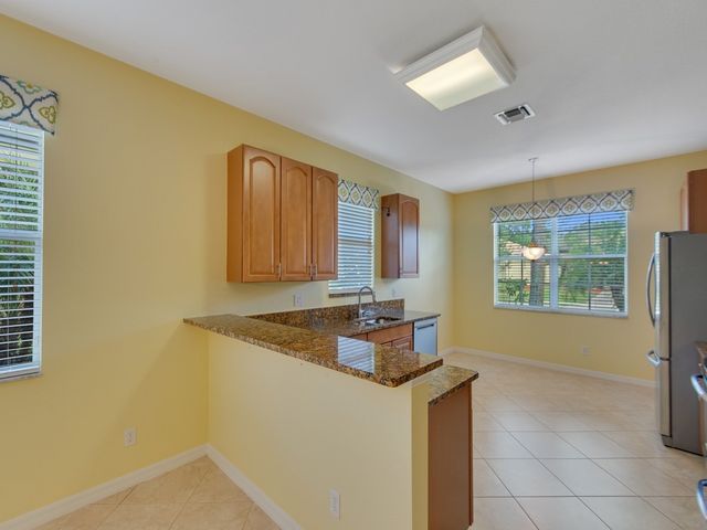 6360 Astor Place, Vero Beach, FL 32966
