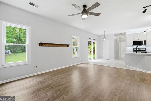 180 Wentworth Drive, Canton, GA 30114