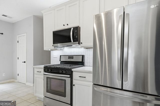 180 Wentworth Drive, Canton, GA 30114