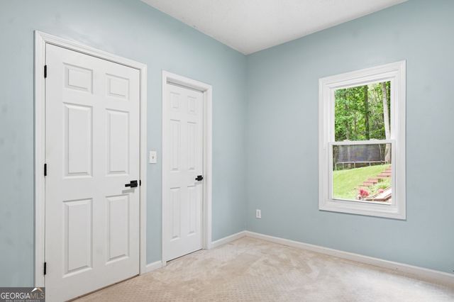 180 Wentworth Drive, Canton, GA 30114