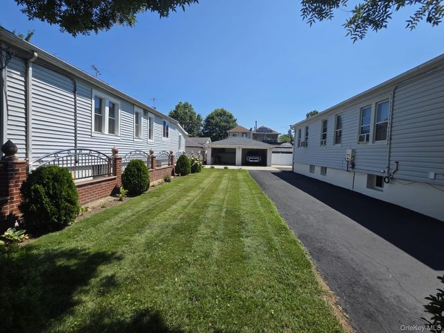 196 Hosmer Avenue, Bronx, NY 10465