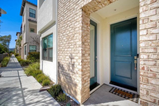 13087 Olympus Cir 2, Poway, CA 92064