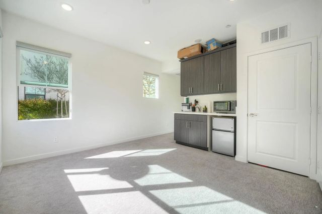 13087 Olympus Cir 2, Poway, CA 92064