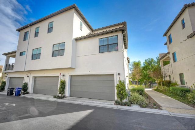 13087 Olympus Cir 2, Poway, CA 92064