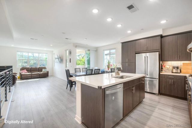 13087 Olympus Cir 2, Poway, CA 92064