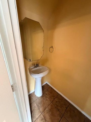 902 Draco DR, Killeen, TX 76542