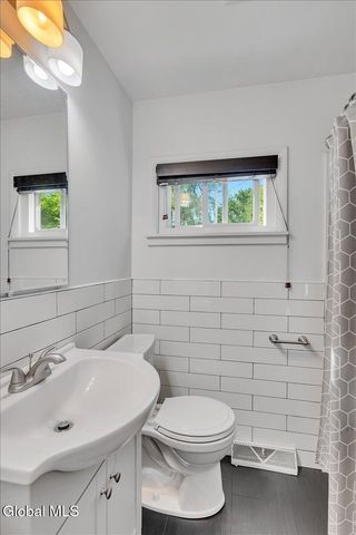 3 Jones Drive, Colonie, NY 12309