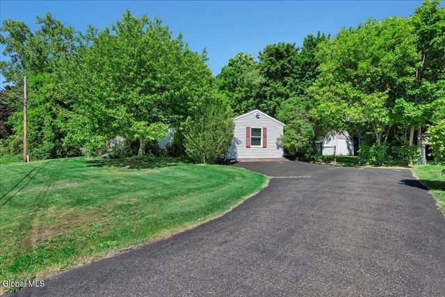3 Jones Drive, Colonie, NY 12309