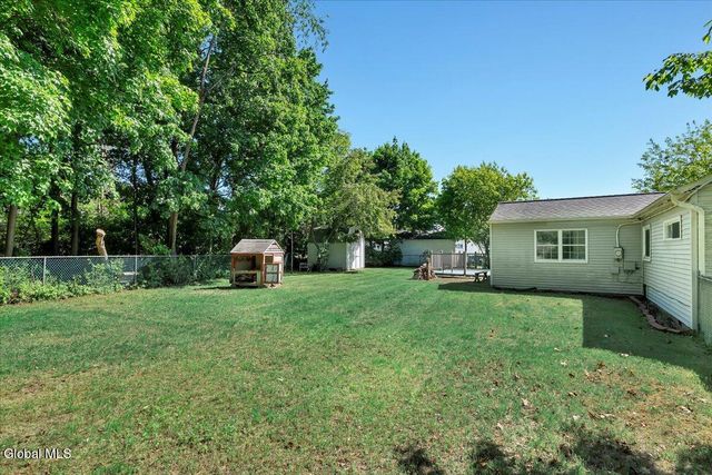 3 Jones Drive, Colonie, NY 12309