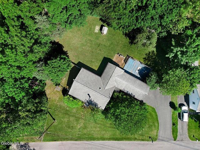 3 Jones Drive, Colonie, NY 12309
