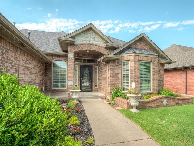 10700 NW 40th Street, Yukon, OK 73099
