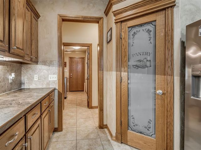10700 NW 40th Street, Yukon, OK 73099