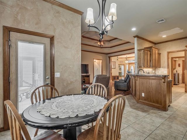 10700 NW 40th Street, Yukon, OK 73099