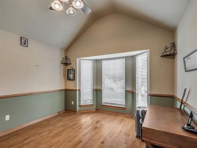 10700 NW 40th Street, Yukon, OK 73099