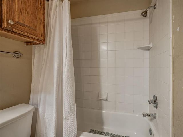 10700 NW 40th Street, Yukon, OK 73099