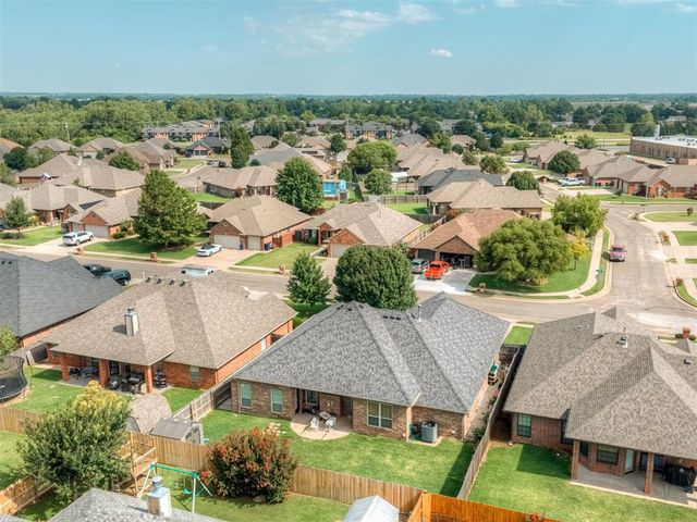 10700 NW 40th Street, Yukon, OK 73099
