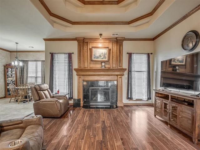 10700 NW 40th Street, Yukon, OK 73099
