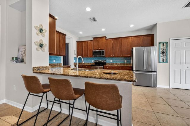 9634 OAK GLADE AVENUE, Tampa, FL 33647