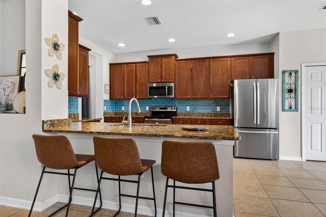 9634 OAK GLADE AVENUE, Tampa, FL 33647