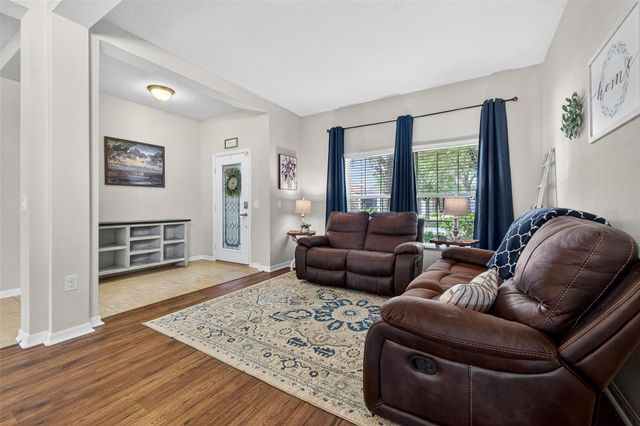 9634 OAK GLADE AVENUE, Tampa, FL 33647