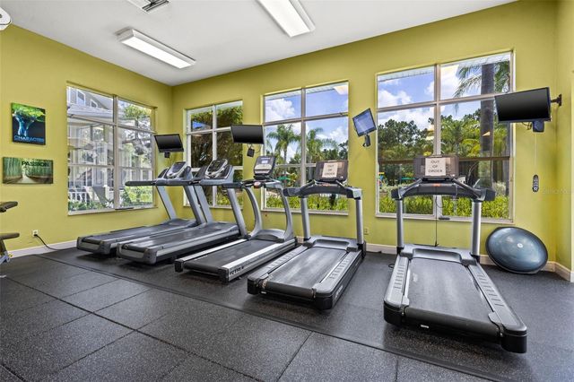 9634 OAK GLADE AVENUE, Tampa, FL 33647