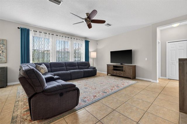 9634 OAK GLADE AVENUE, Tampa, FL 33647