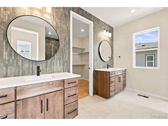 1240 Stillspring Ln, Castle Pines, CO 80108