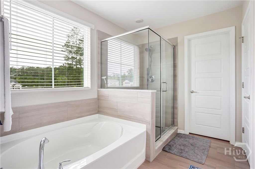 Image 22 of property listing at 246 Wexford Drive, Richmond Hill, GA 31324