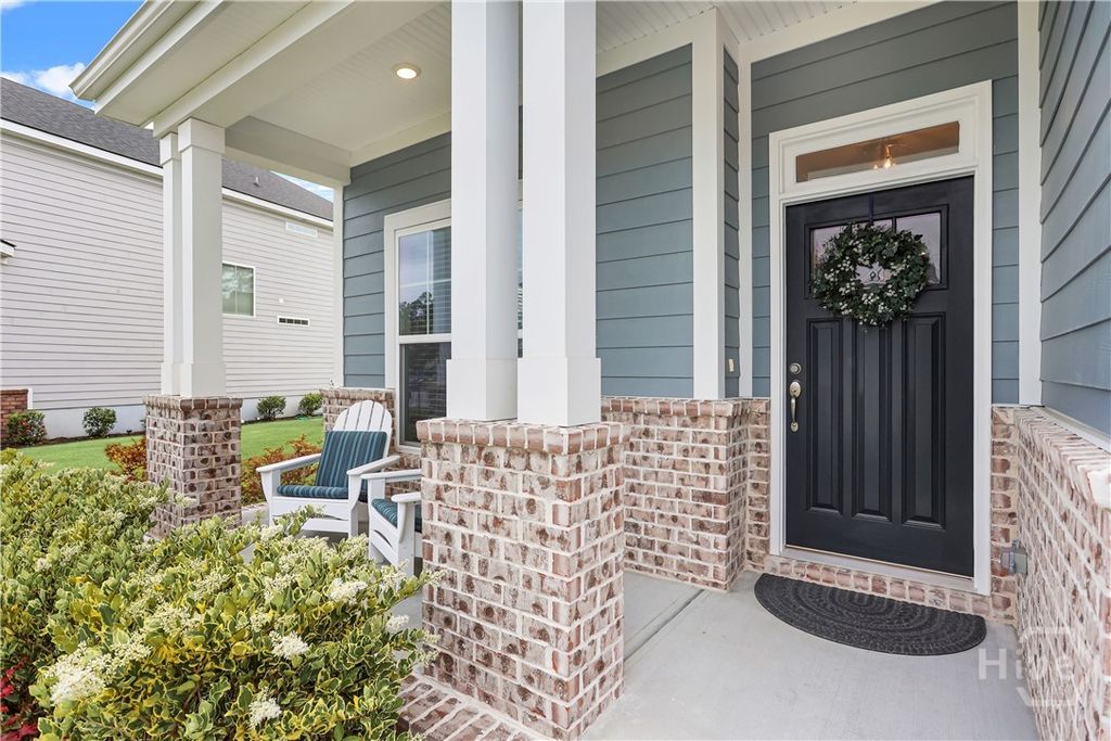 Image 5 of property listing at 246 Wexford Drive, Richmond Hill, GA 31324