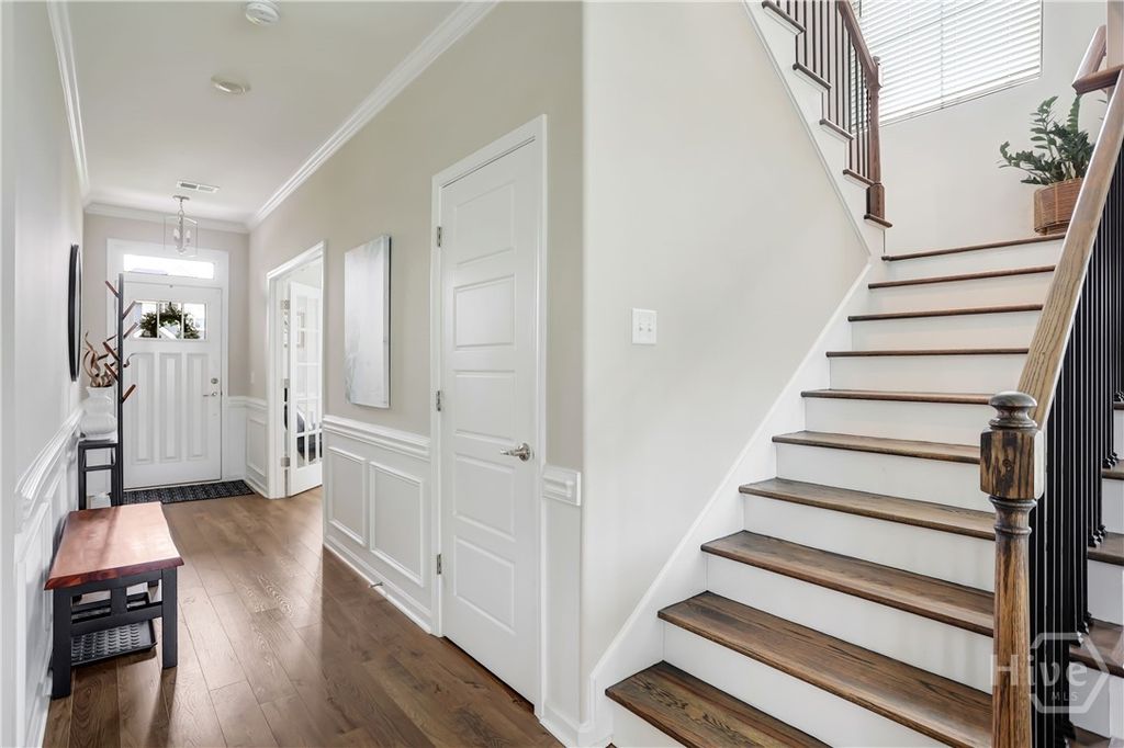 Image 6 of property listing at 246 Wexford Drive, Richmond Hill, GA 31324