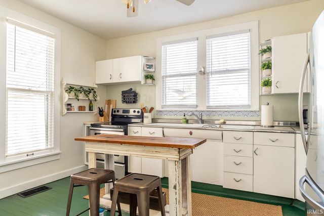 813 W Kirkwood Avenue, Bloomington, IN 47401