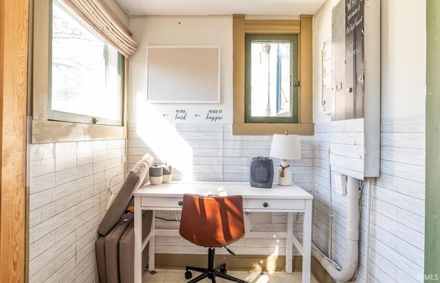 813 W Kirkwood Avenue, Bloomington, IN 47401