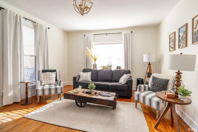 813 W Kirkwood Avenue, Bloomington, IN 47401