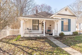 813 W Kirkwood Avenue, Bloomington, IN 47401