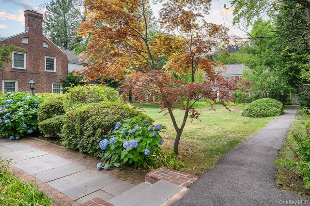 30 Pondview Road K, Rye, NY 10580