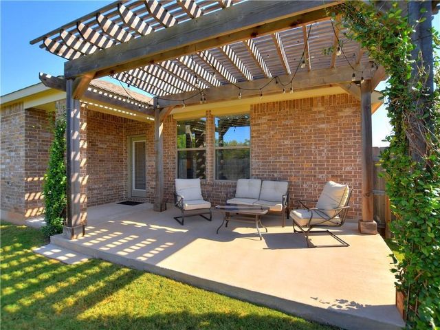 409 Landing LN, Leander, TX 78641